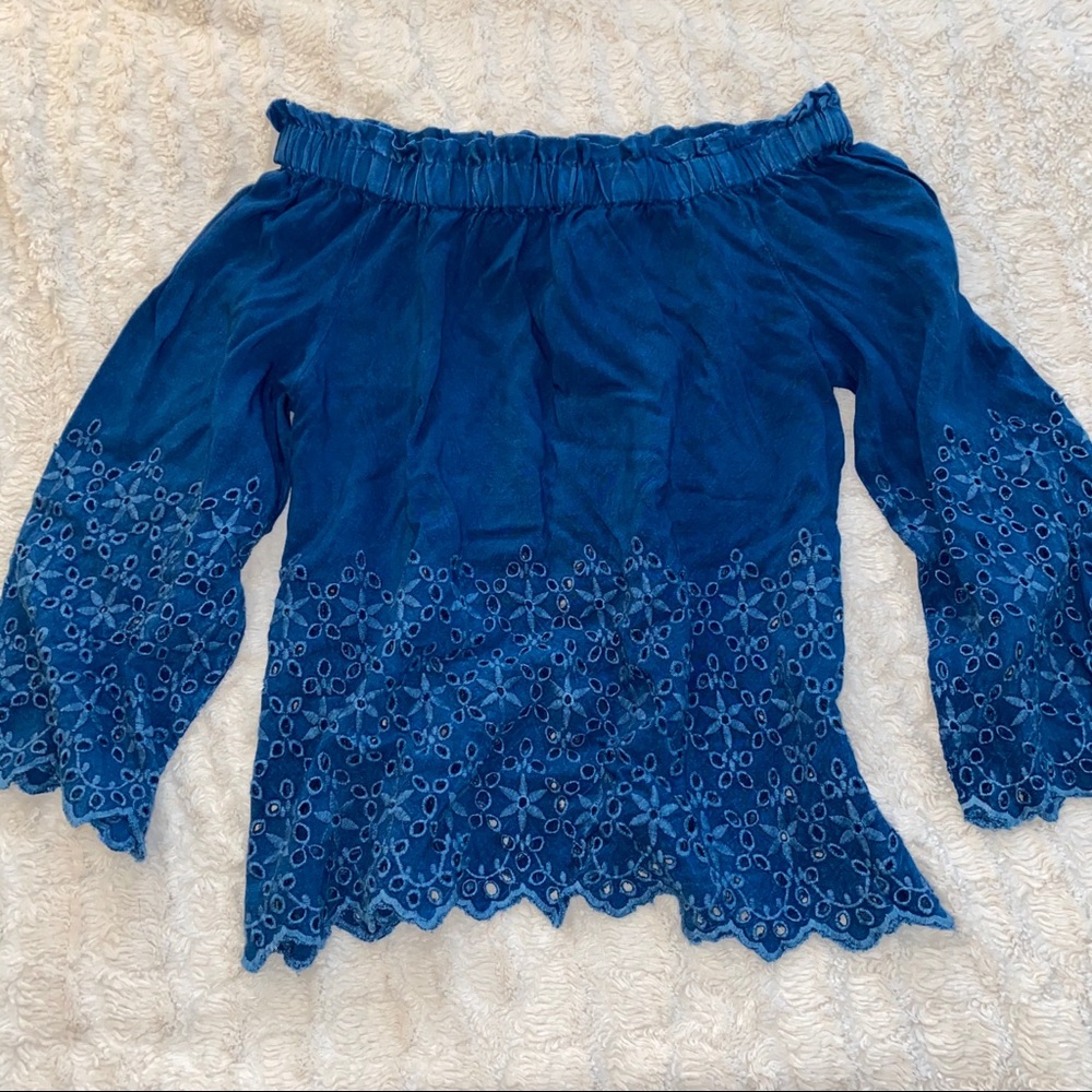 Off the Shoulder Denim Floral Top